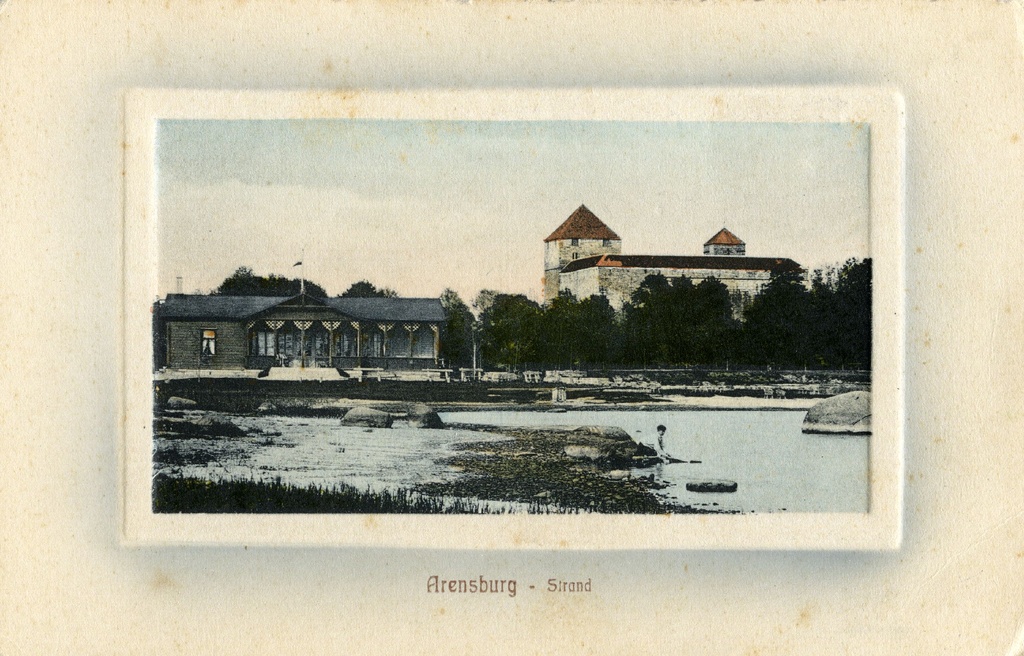 Joogipaviljon Kuressaare rannas