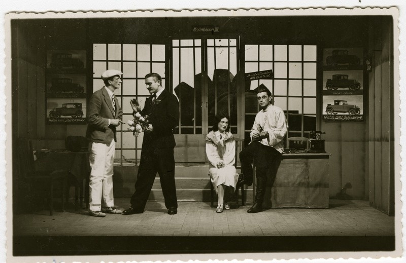 Kuressaare Eesti Seltsi teater: stseen operetist Orlov