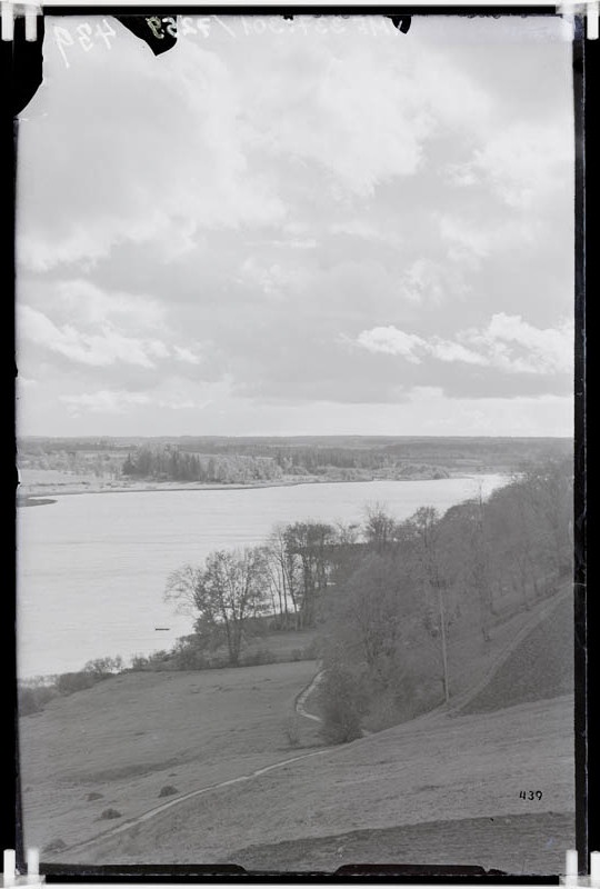fotonegatiiv, Viljandi, Vaade lossimägedest järvele, kaks kallast