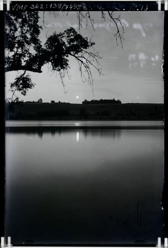 klaasnegatiiv Viljandi järv kuuvalgel ööl 1932 F Tõnis Parri