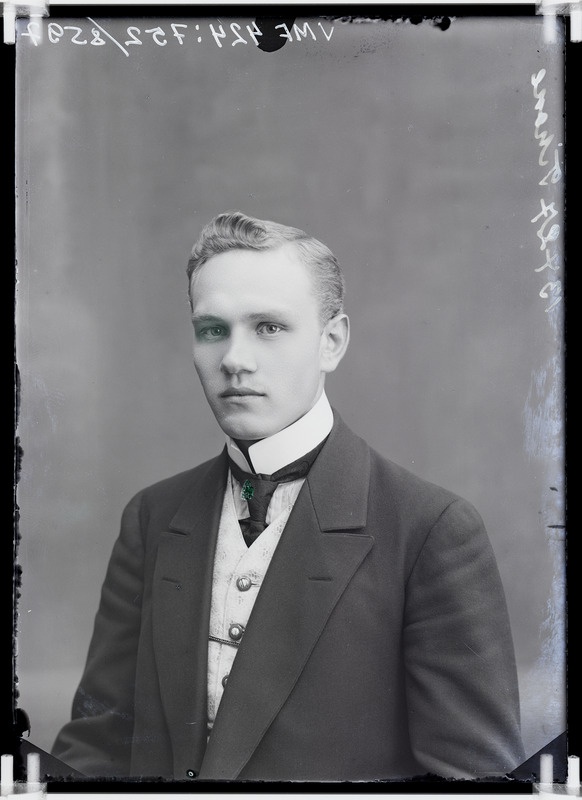 fotonegatiiv, Max Tihane, kaitseliidu- ja äritegelane, 1912, foto J. Riet