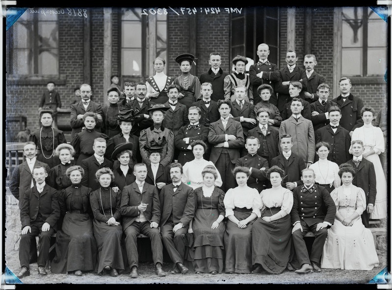 fotonegatiiv, Viljandi, grupp, Anton Õunapuu võimlemis- ja laulumängude kursus, 1908, foto J. Riet