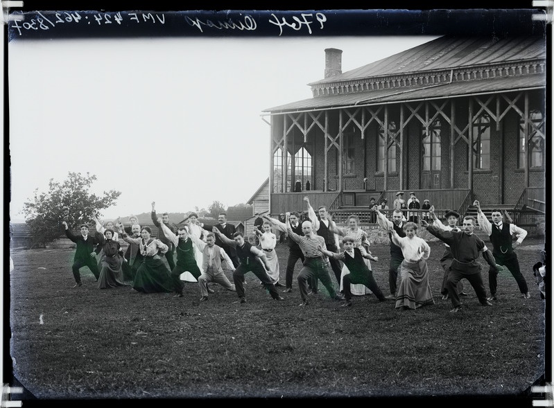 fotonegatiiv,Viljandi, Anton Õunapuu võimlemis- ja laulumängude kursus, 1909, foto J. Riet