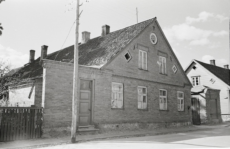fotonegatiiv, Viljandi, Posti tn 10, 1958, foto L. Vellema