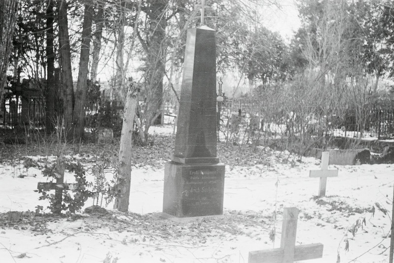 fotonegatiiv, Viljandimaa, Paisu kalmistu, Fr. Saebelmanni hauaplats, 1957, foto L. Vellema