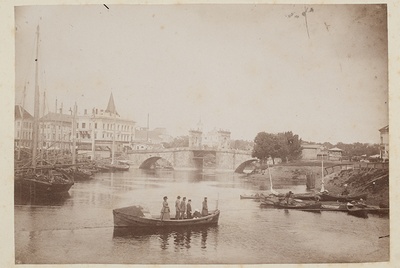 Emajõgi, behind the stone bridge. Tartu  duplicate photo