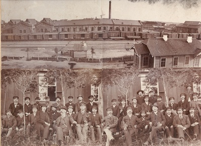 Valga raudteetehase töökojad ja töökodade töölised  duplicate photo