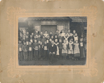 Kaagjärve Jakobi algkooli õpilased  similar photo