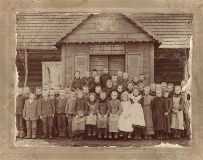 Kaagjärve Jakobi vallakooli õpilased  similar photo