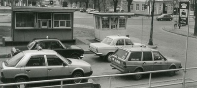 Pärnu , Taksoparkla  duplicate photo