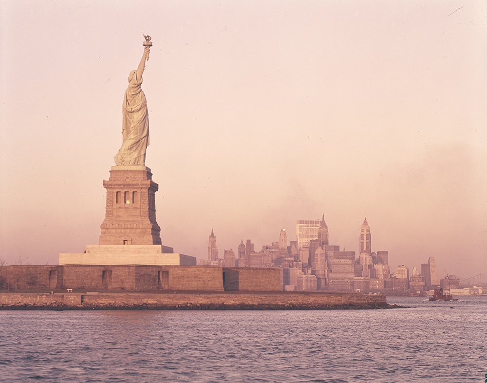 [statue of Liberty at Sunset]