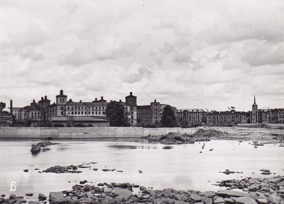 Vaade Kreenholmi manufaktuurile lõunast