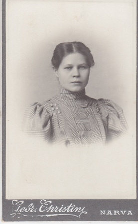 Naise portree