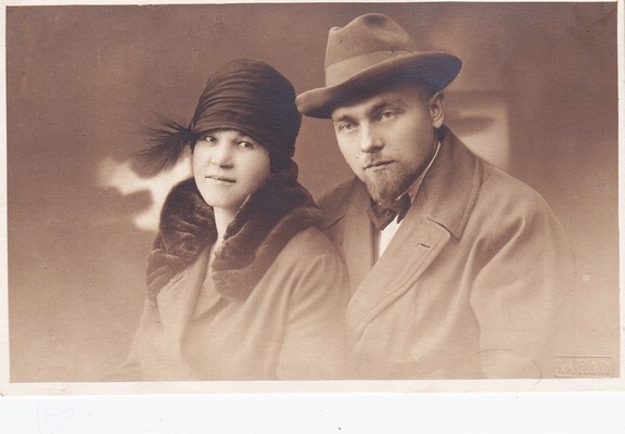 Osvald Vahtra, tööinspektor abikaasaga. 1928.a.