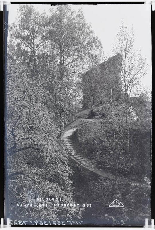 fotonegatiiv, Viljandi lossimäed, Suurmüür