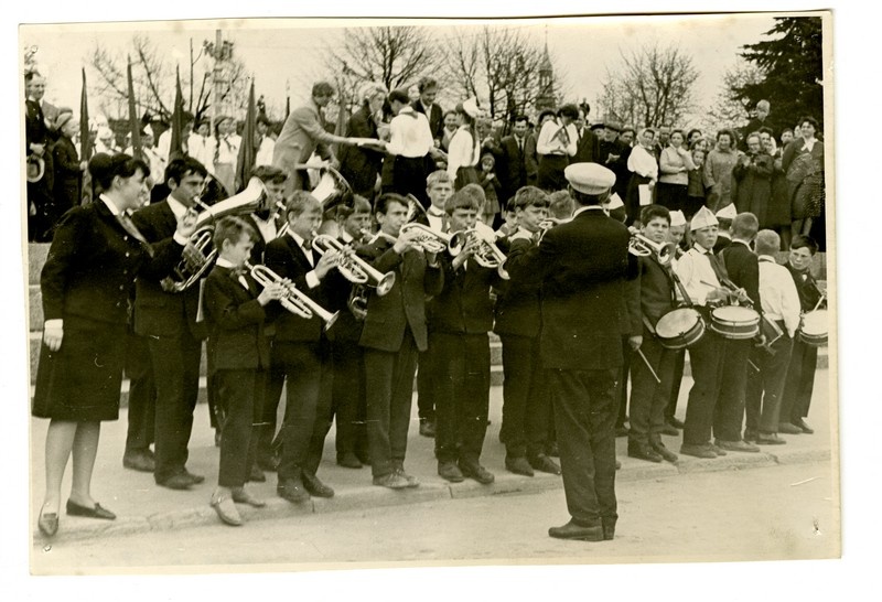 Pioneeride rongkäik Narvas, 19. mail 1967