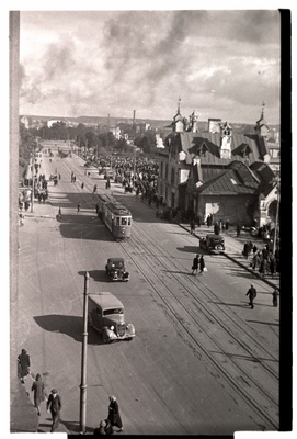View Pärnu mnt. Traffic  similar photo
