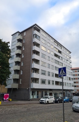 Porthaninkatu 13 (Haapaniemenkuja, nyk. Ässänrinne 10) kuvattuna pohjoisesta rephoto