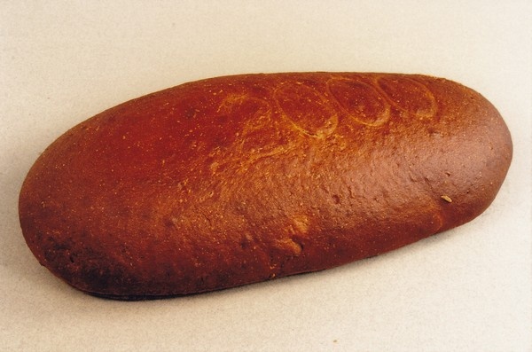 Narva AS Lenar toodang, leib Milleenium, 2004