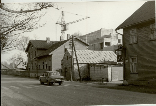 Photo old houses on Pärnu street Paides 1986