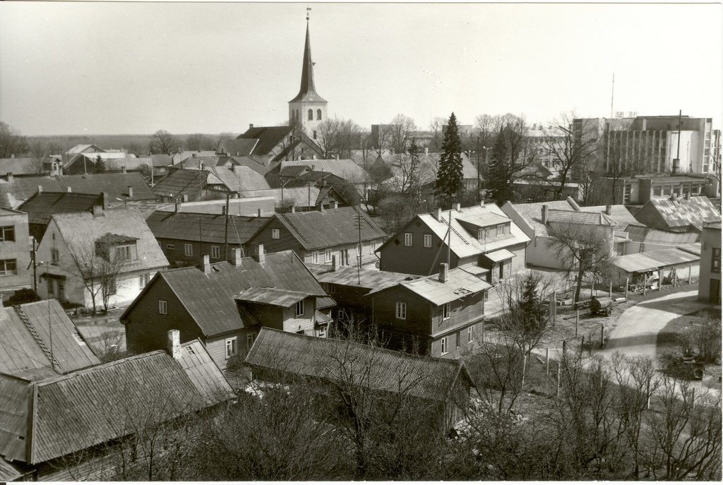 Photo, view on Väike-Aia street Paides 1985.