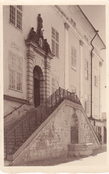 Narva. Raekoja portaal