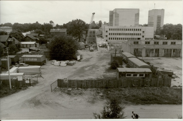 Photo construction of the new cultural building in Paides 1987