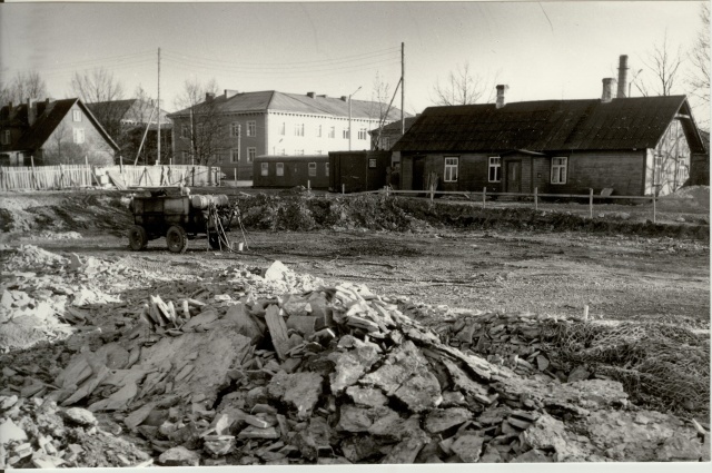 Photo Paide Pärnu Street communication building construction 1987