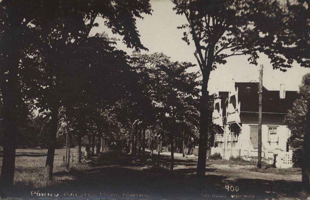 Pärnu puiestee on Mere Street