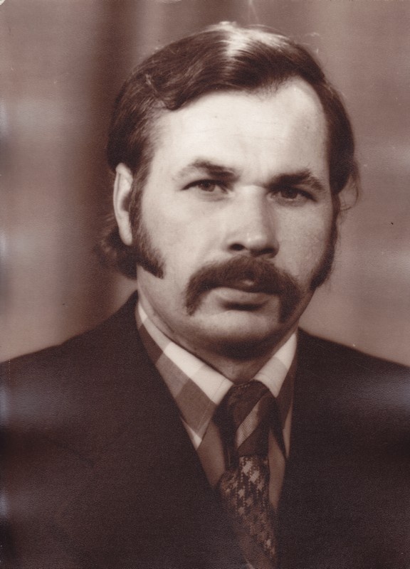 Vassili Belõi, õppetootmiskombinaadi lukksepp