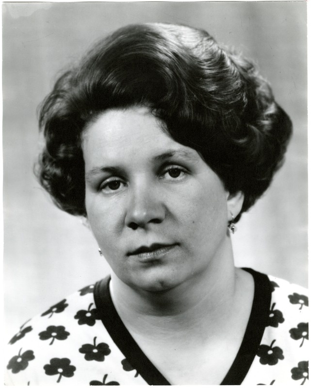 N. Popova, gaasimajanduse lukksepp