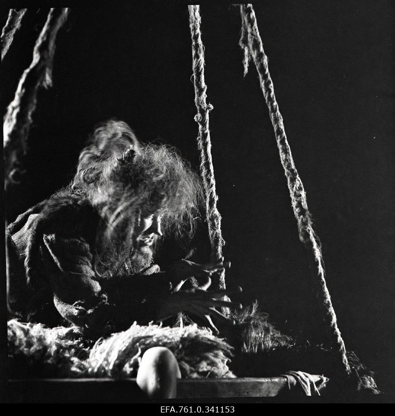 Stuudio "Tallinnfilm" muusikaline lastefilm "Nukitsamees" filmivõtted. Moor ja  Nukitsamees, näitlejad Ita Ever ning Egert Soll.