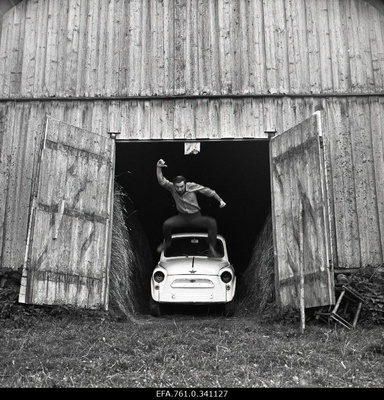 Stuudio "Tallinnfilm" muusikaline lastefilm "Nukitsamees" filmivõtted. Operaator Ago Ruus.  similar photo