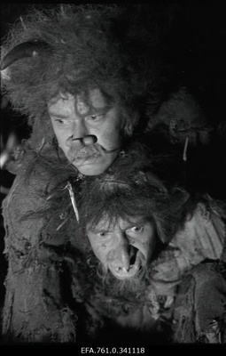 Stuudio "Tallinnfilm" muusikaline lastefilm "Nukitsamees" filmivõtted. Mõhk - Tõnu Kark ja  Tölpa - Urmas Kibuspuu.  duplicate photo