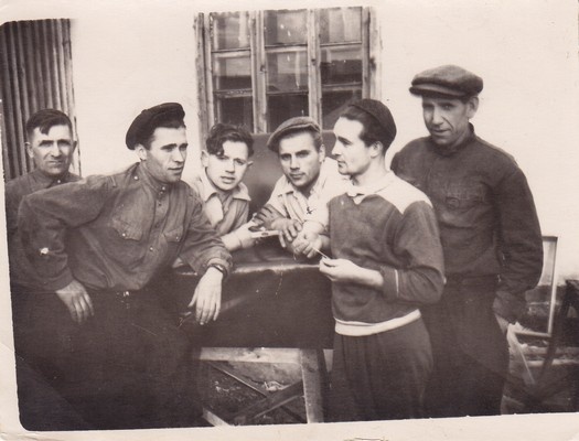 Narva Mööblivabriku töötajad, grupifoto