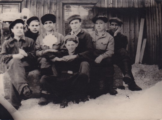 Narva Mööblivabriku töötajad, grupifoto