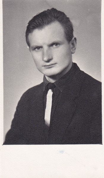 N. Alihorer, Narva parim rahvamalevlane