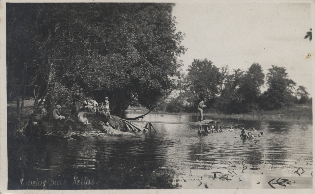 Swimming pool in Keilas