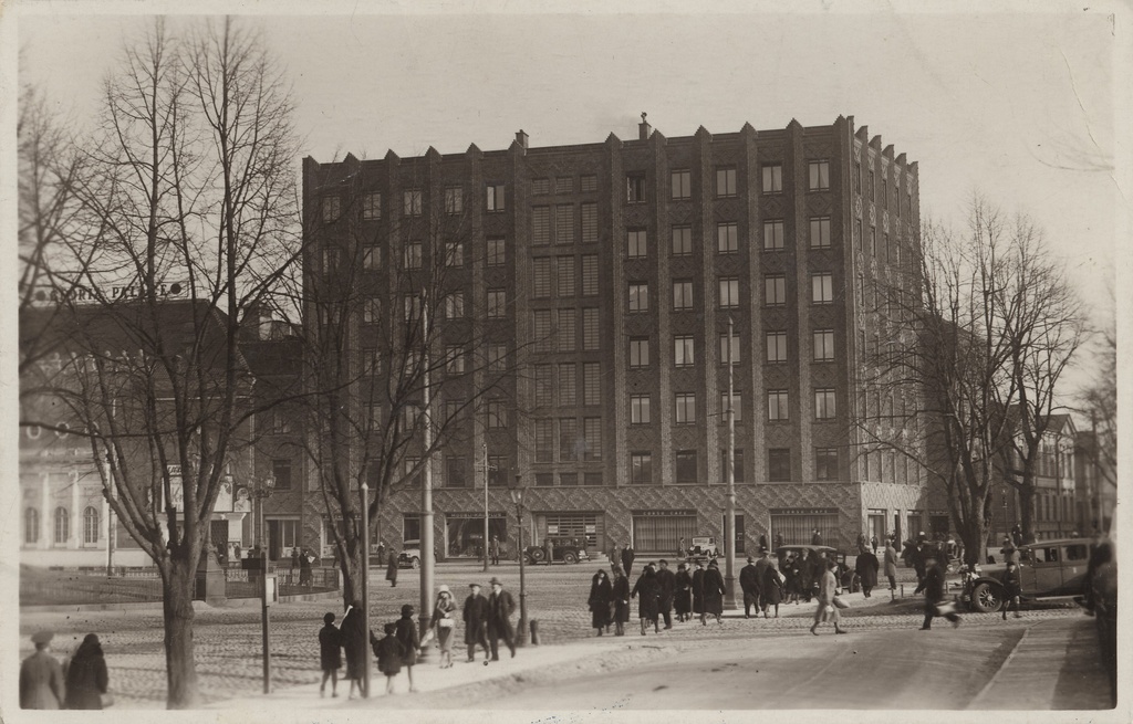 Estonian-tallinn : Eka house