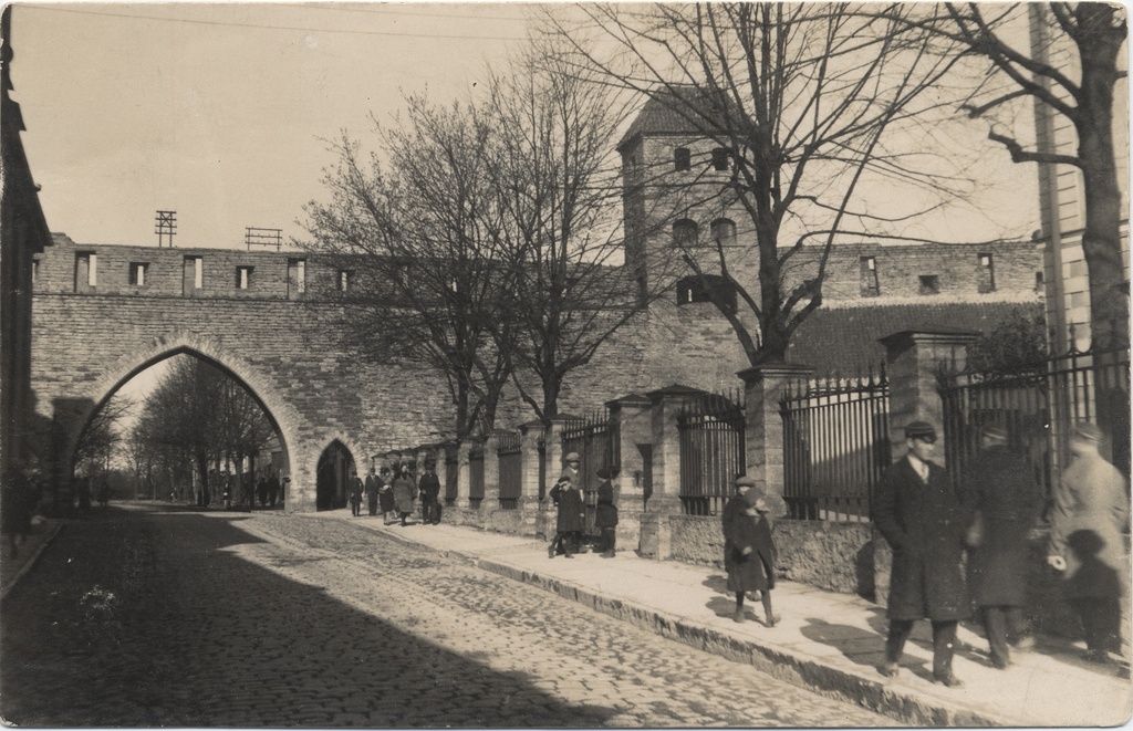 [tallinn] : [Cloostrigate]