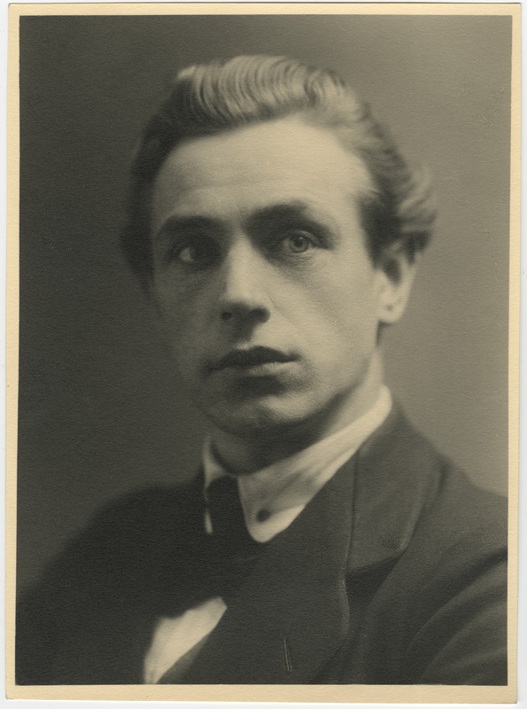 Skulptor Roman Haavamägi