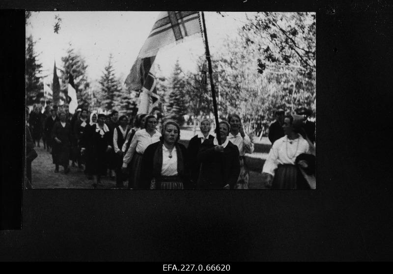 Rongkäik Pärnu rahvuspäeval.