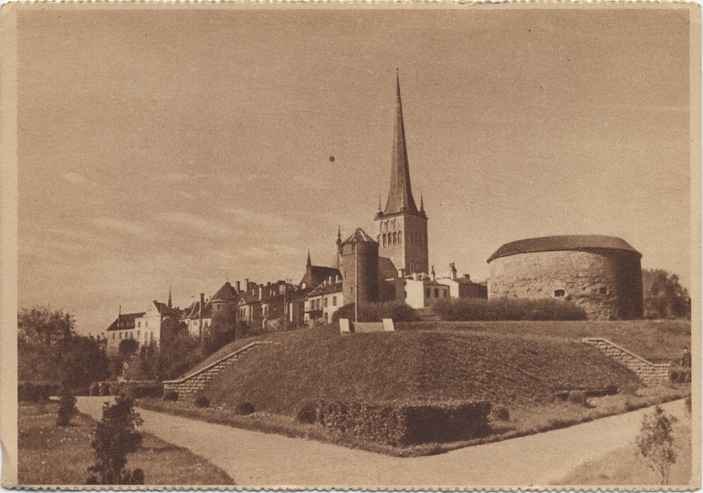 Look at Reval with the Olaikirche