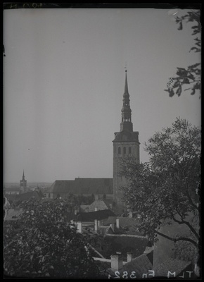 Tallinn, Niguliste kirik põhjast.  similar photo