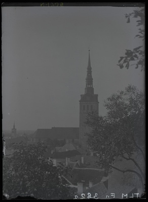 Tallinn, Niguliste kirik põhjast.  similar photo