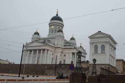 Nikolainkirkko eli Helsingin Tuomiokirkko Senaatintorilta päin kuvattuna. rephoto