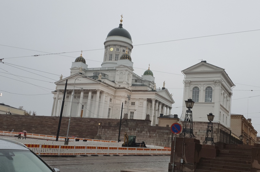 Nikolainkirkko eli Helsingin Tuomiokirkko Senaatintorilta päin kuvattuna. rephoto