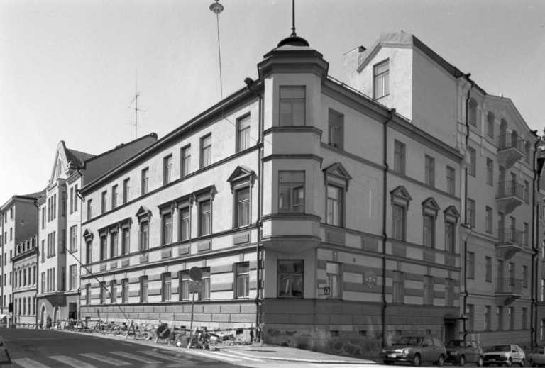 Vironkatu 1 & Meritullinkatu 14; Helsinki
