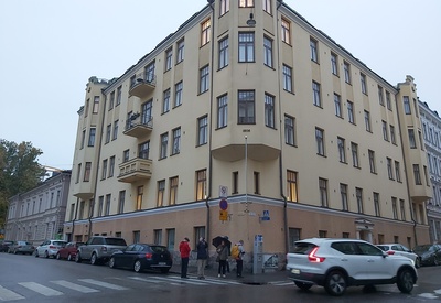 Maneesikatu 5. Talo oli 1832-33 L.J. Runebergin perheen asuntona, jossa asuivat täysihoidossa myös Zachris Topelius ja M.A. Castren. rephoto