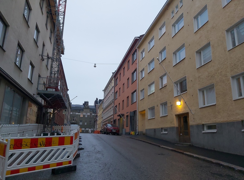 Kulmakatu 12, 10, 8, 6, 4a oikealla rephoto